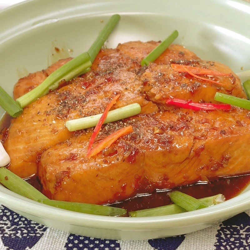 Cá Hồi Kho Tộ: Cách Kho Đậm Đà Và Giàu Dinh Dưỡng