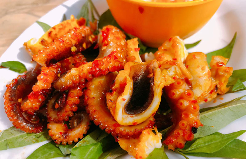 Cách làm bạch tuộc nướng sa tế 