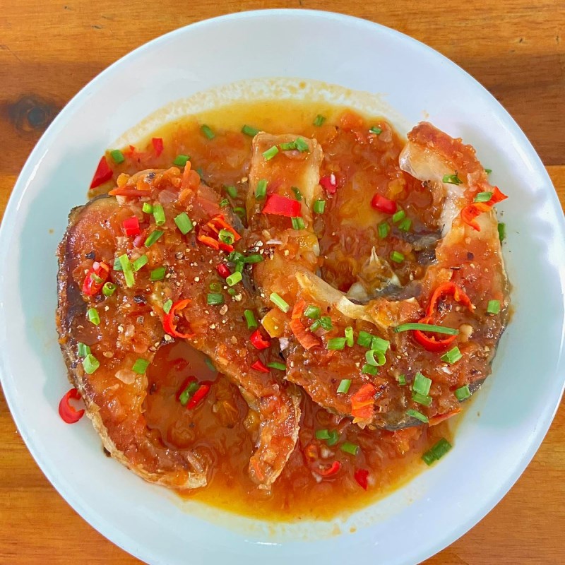 Cách làm cá trắm sốt cà chua