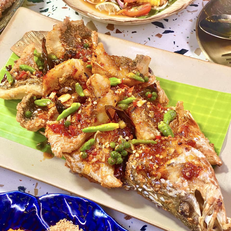 Cách Làm Cá Chẽm Chiên Xù Vàng Ươm Giòn Rụm