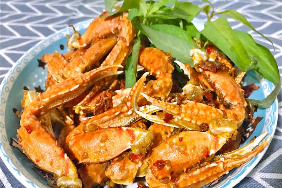 Cách làm món ghẹ cháy bơ tỏi thơm ngon bổ dưỡng