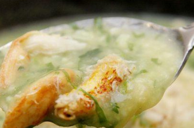 Không nên ăn cháo ghẹ khi dạ dày yếu